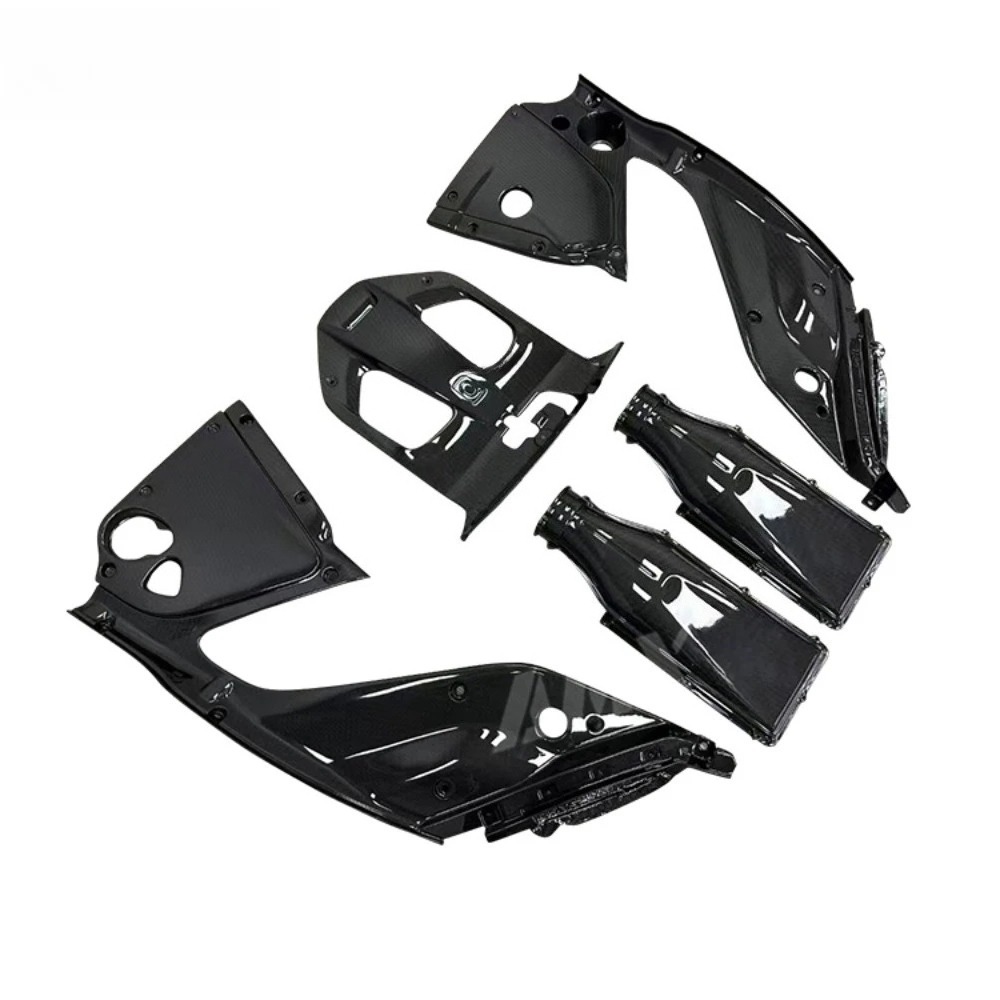 High Quality Fast Delivery Whole Sale Price Dry Carbon Fiber OEM Style Engine Compartment Body Kits for  812